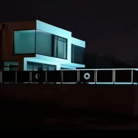 Melanie Сasa de vacaciones