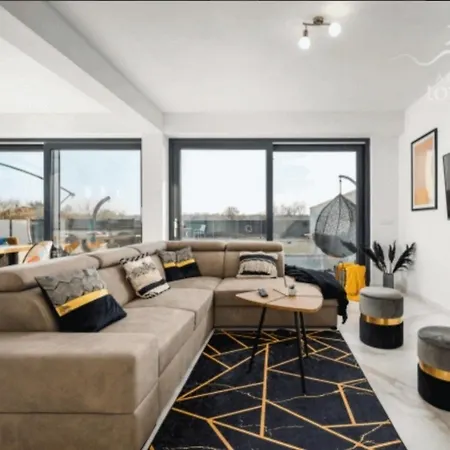 Melanie בית נופש